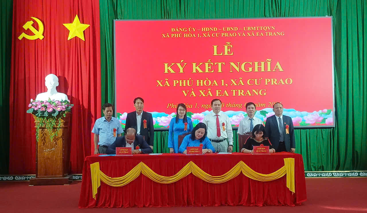 Xã Phú Hòa 1, Krông Nô, Ea Trang ký kết nghĩa, mở ra giai đoạn hợp tác phát triển toàn diện