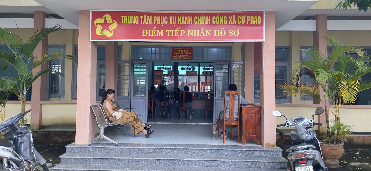 Trung tâm Phục vụ hành chính công xã Krông Nô chính thức đưa vào hoạt động hai điểm tiếp nhận hồ sơ