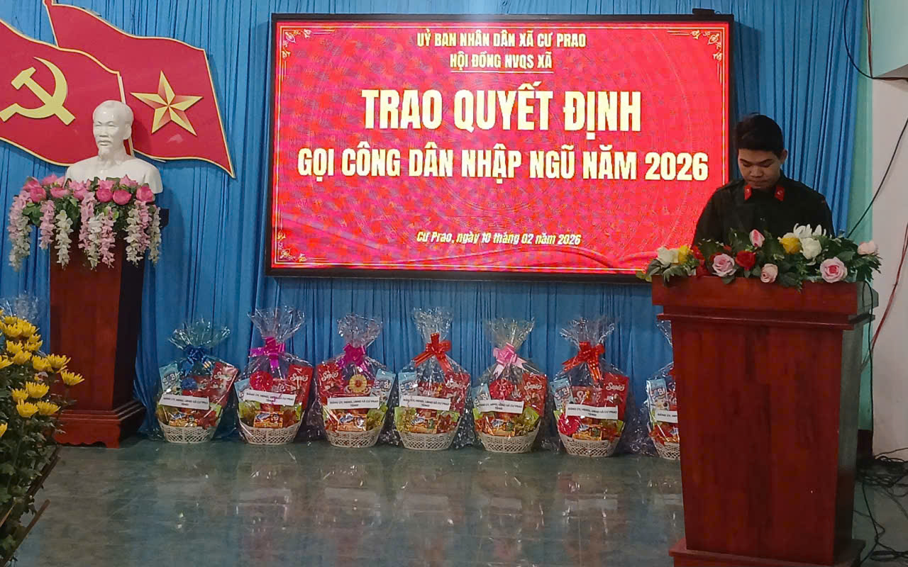 Xã Krông Nô trang trọng tổ chức Lễ trao Quyết định gọi công dân nhập ngũ năm 2026