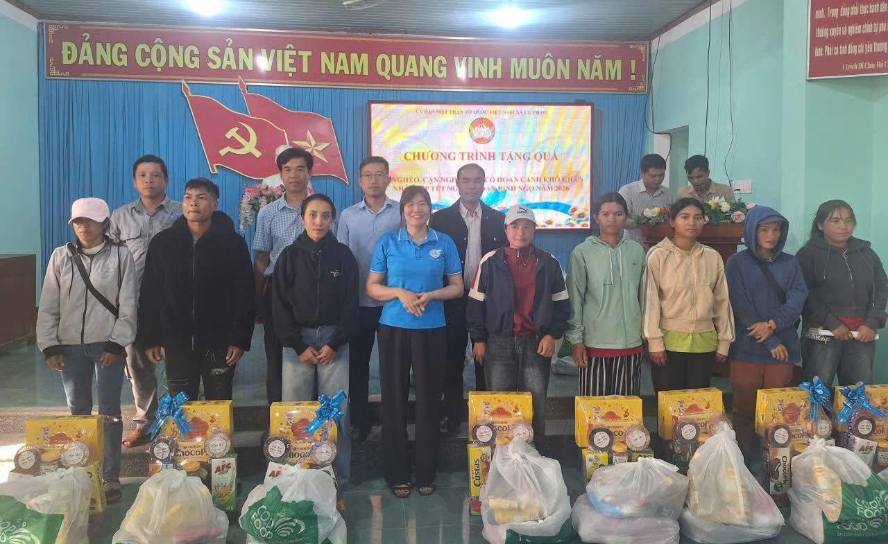 Nhà máy Thủy điện Krông H’Năng trao 136 suất quà Tết Nguyên đán Bính Ngọ năm 2026 cho hộ nghèo, cận nghèo xã Krông Nô